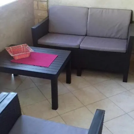 Апартаменты Apartments Zara Green