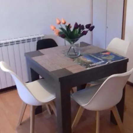 Apartments Zara Green Апартаменты
