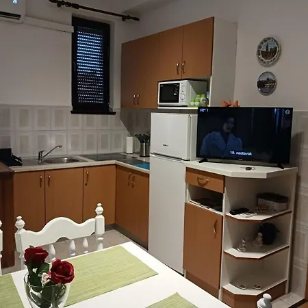 Apartments Zara Green Апартаменты *